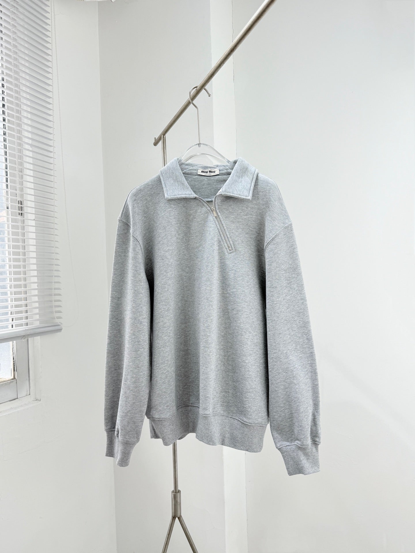 MIU M SWEATSHIRT ND