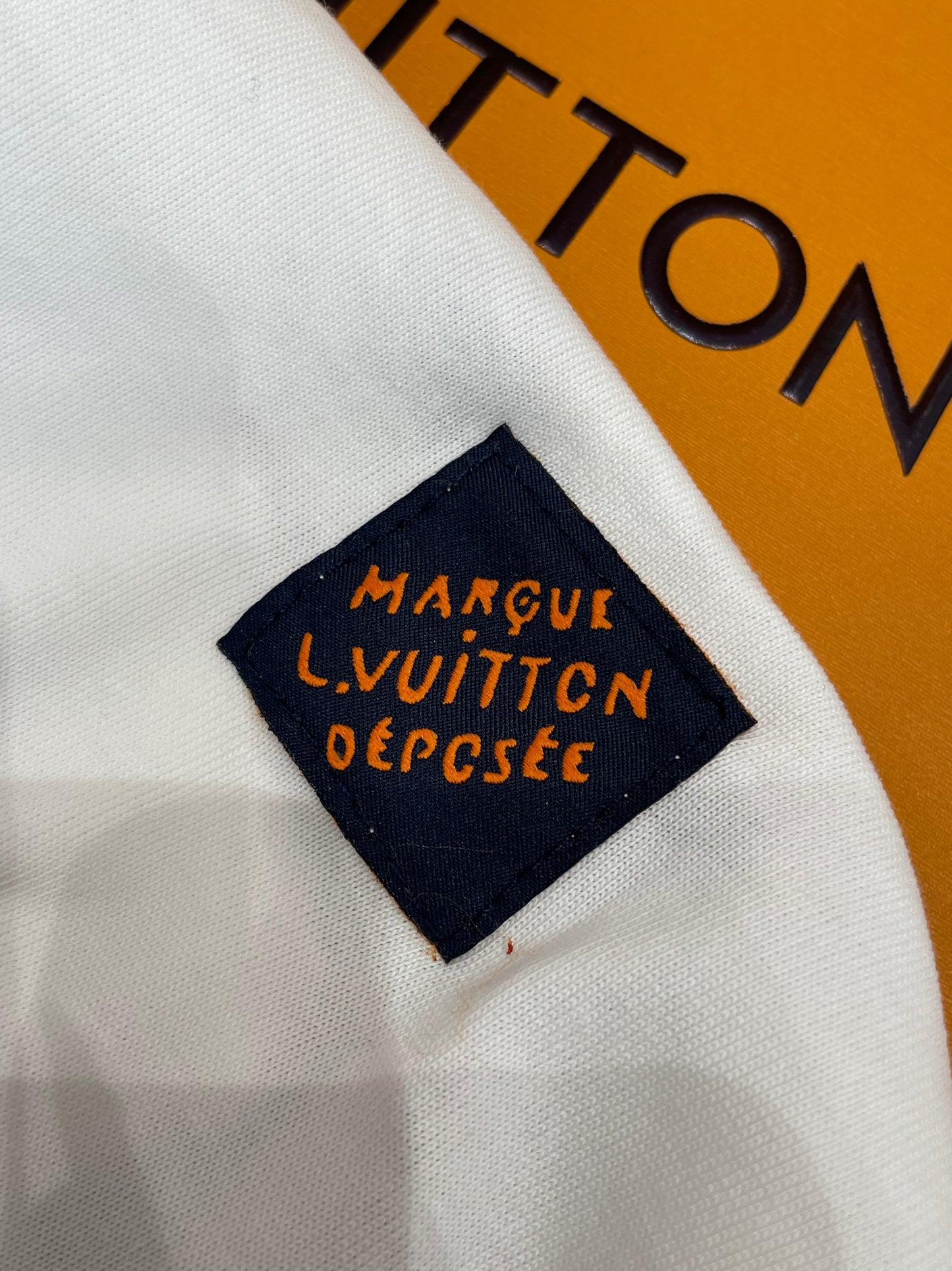 LOU T-SHIRT