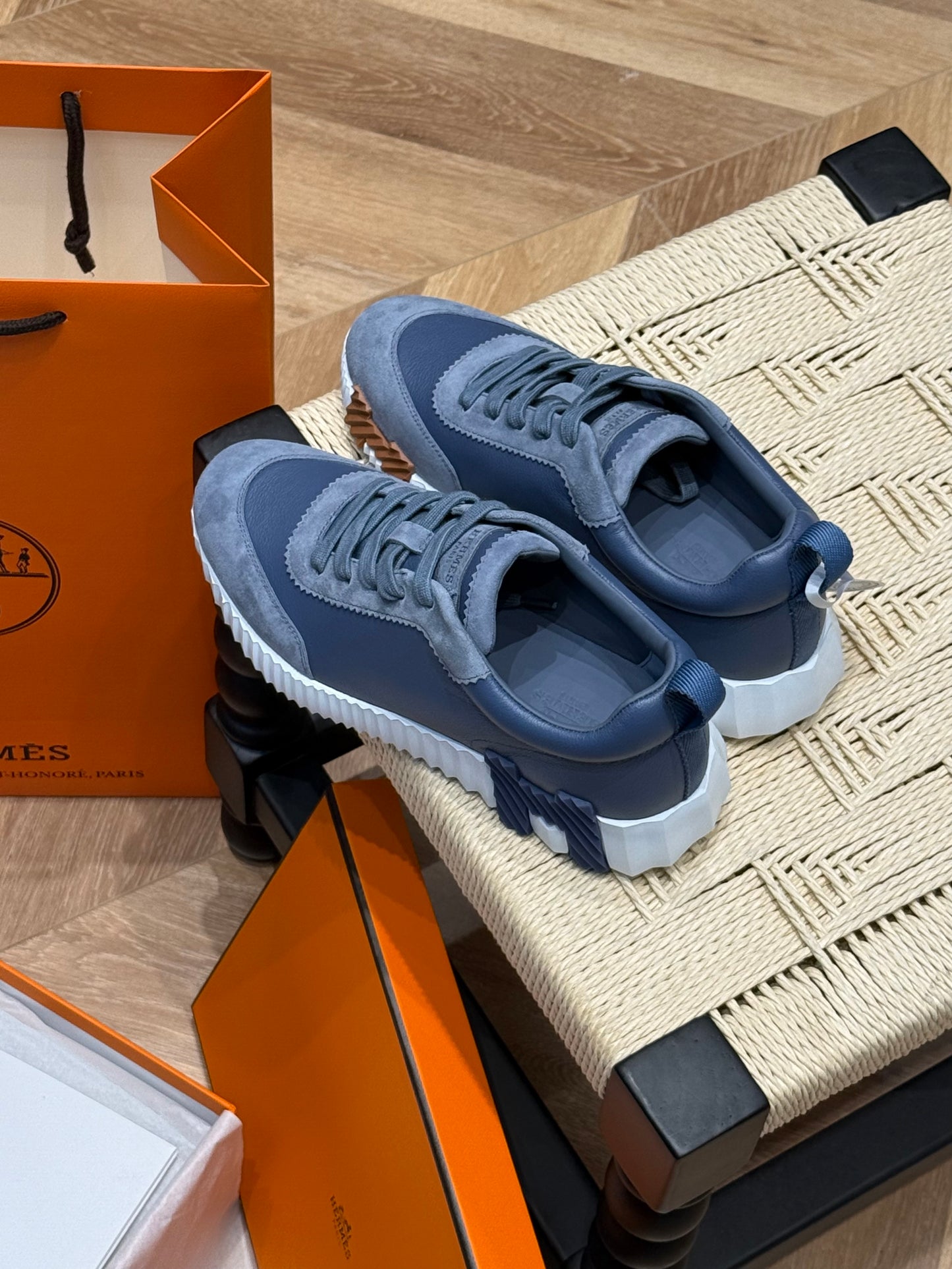 HERM BOUNCING SNEAKER