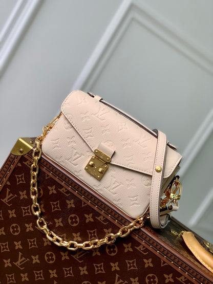 LOU POCHETTE METIS EAST WEST BAG