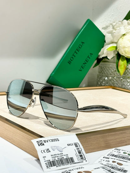 BOTT V SUNGLASSES