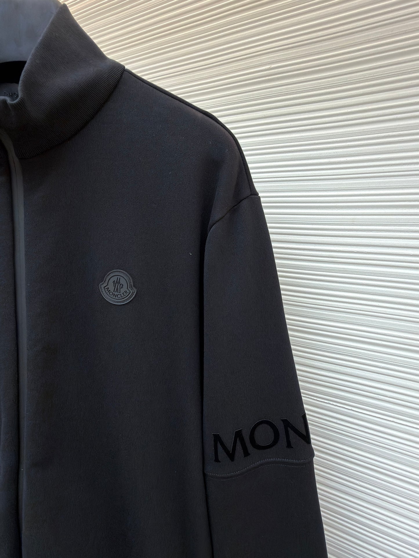 MONC BOMBER