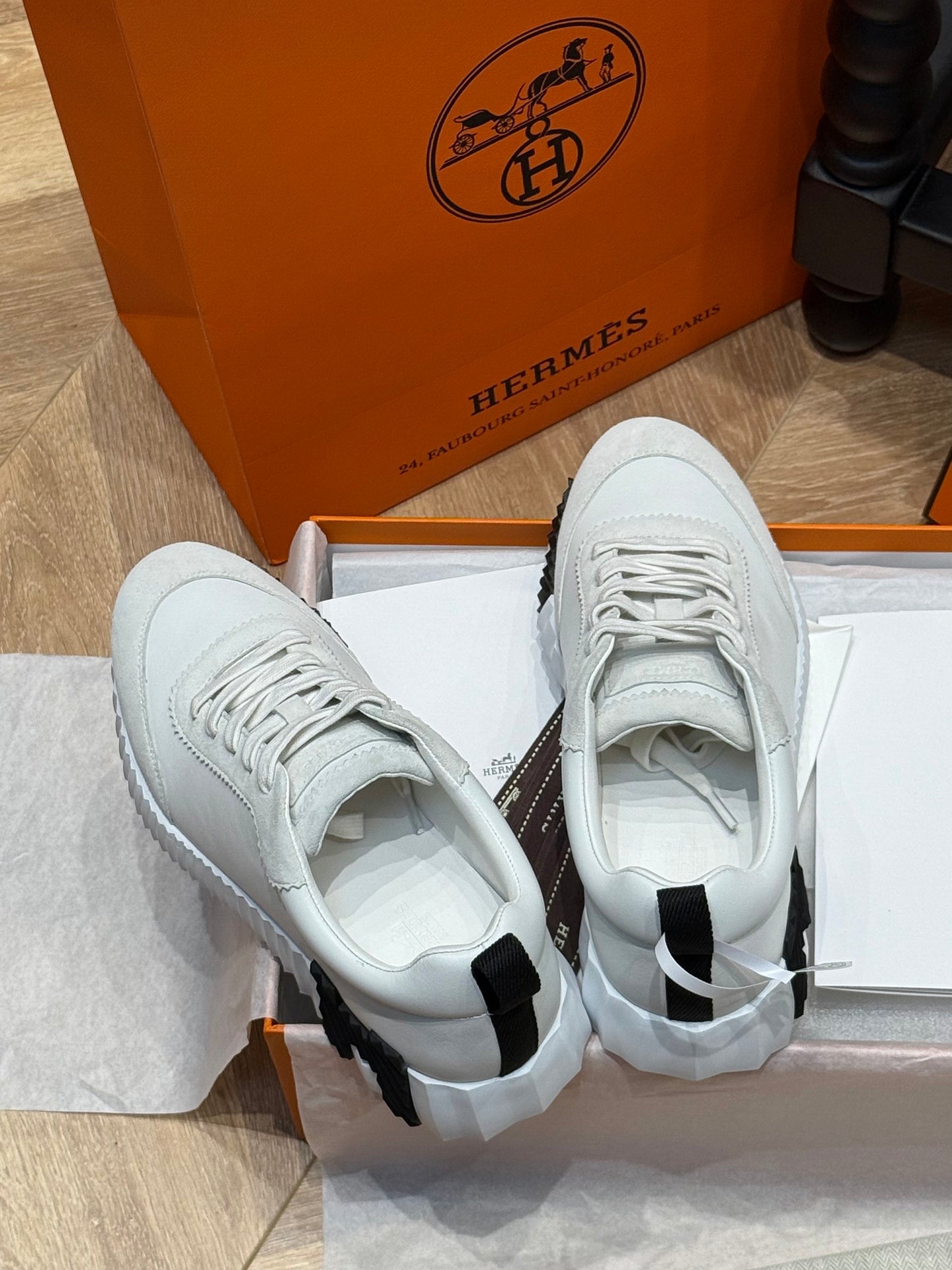 HERM BOUNCING SNEAKER