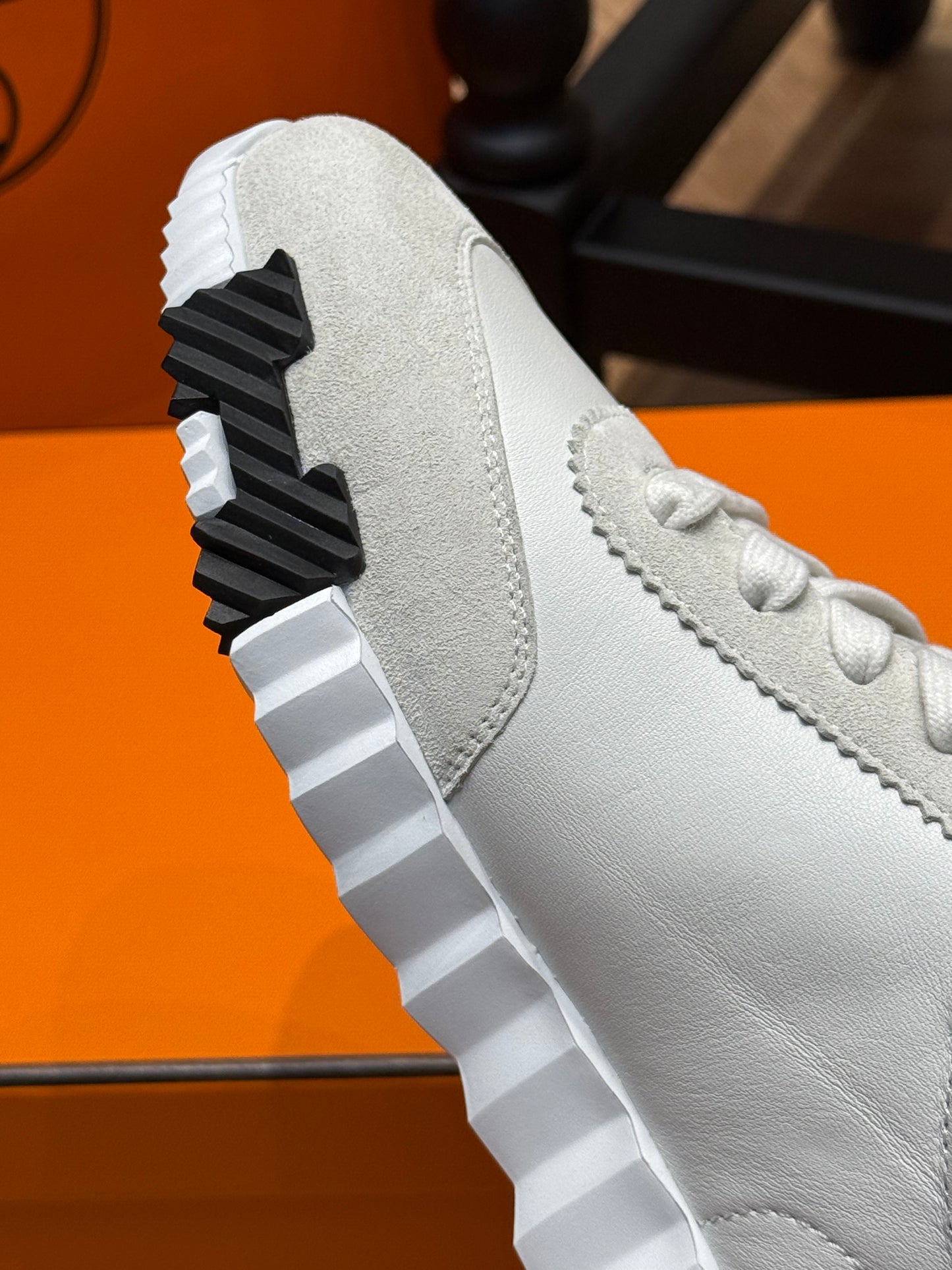 HERM BOUNCING SNEAKER
