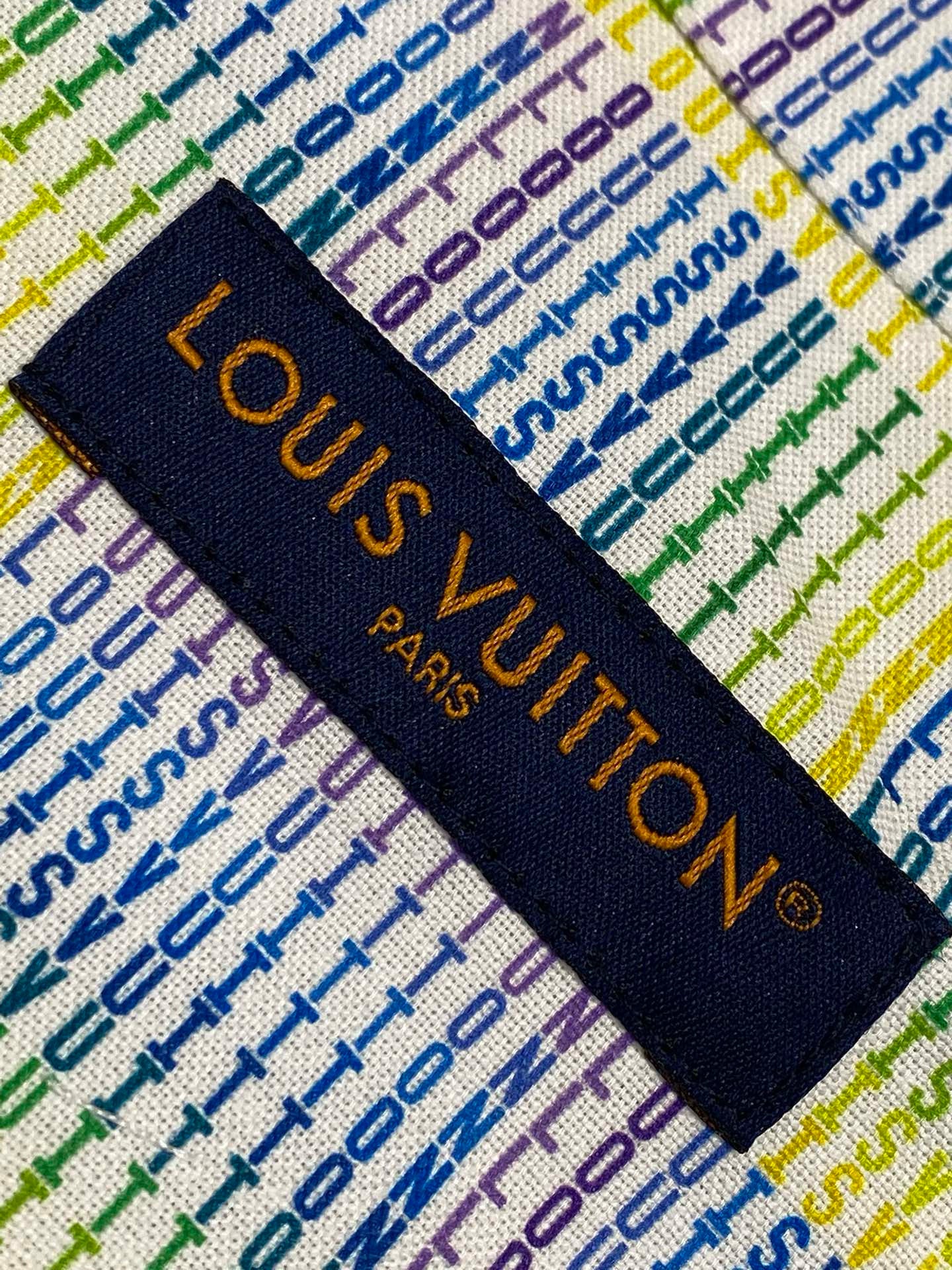 LOU SHIRT