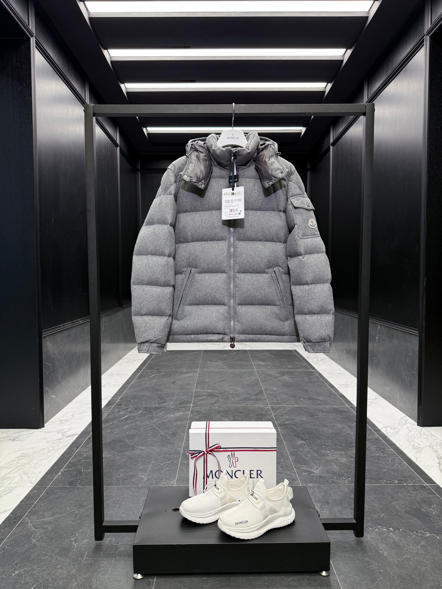 MONC MONTGENEVRE JACKET