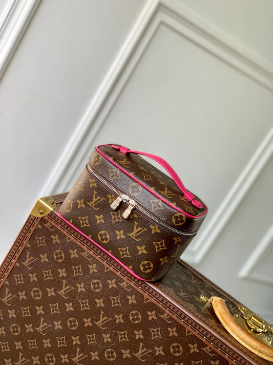 LOU NICE NANO BAG