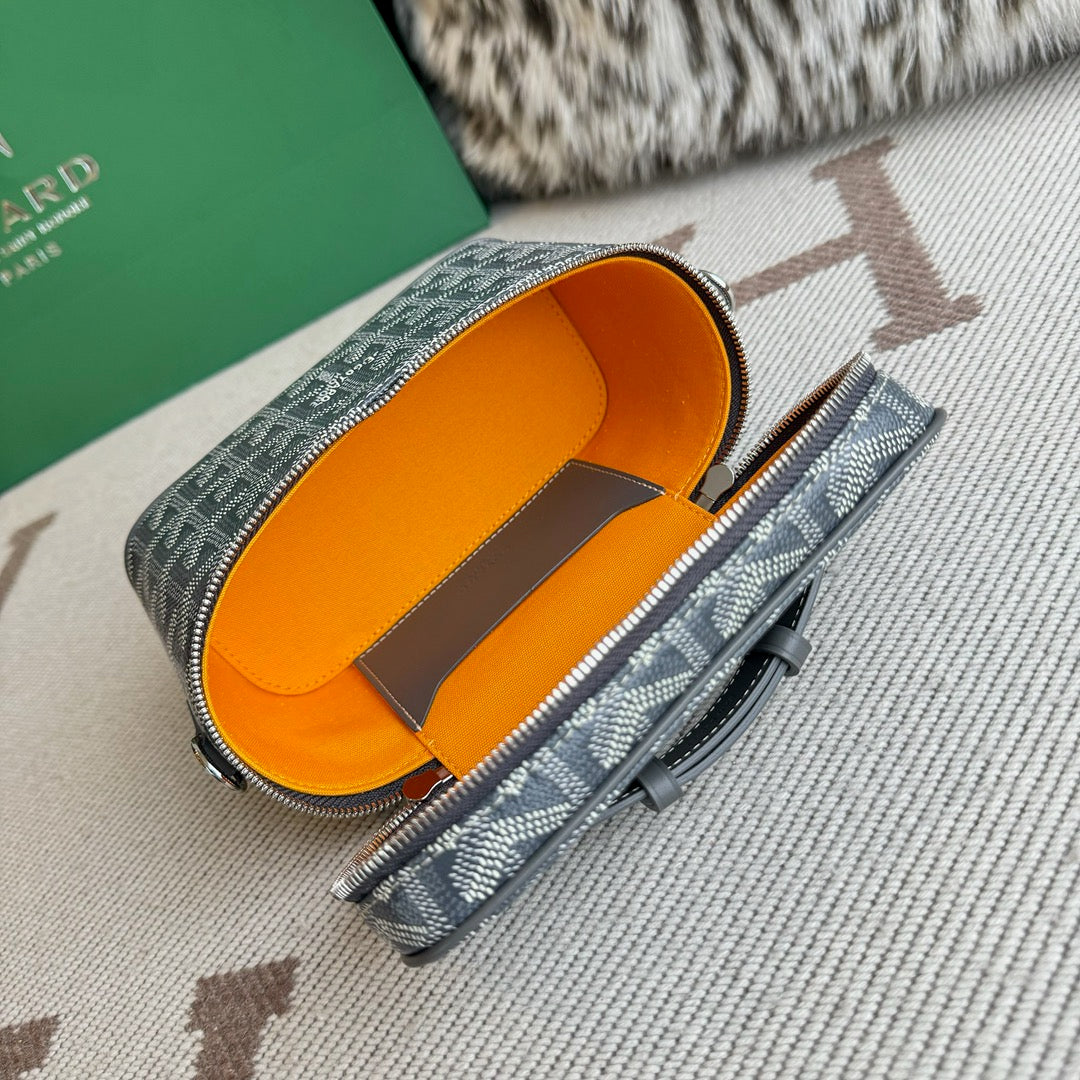 GOYA MUSE MINI VANITY BAG