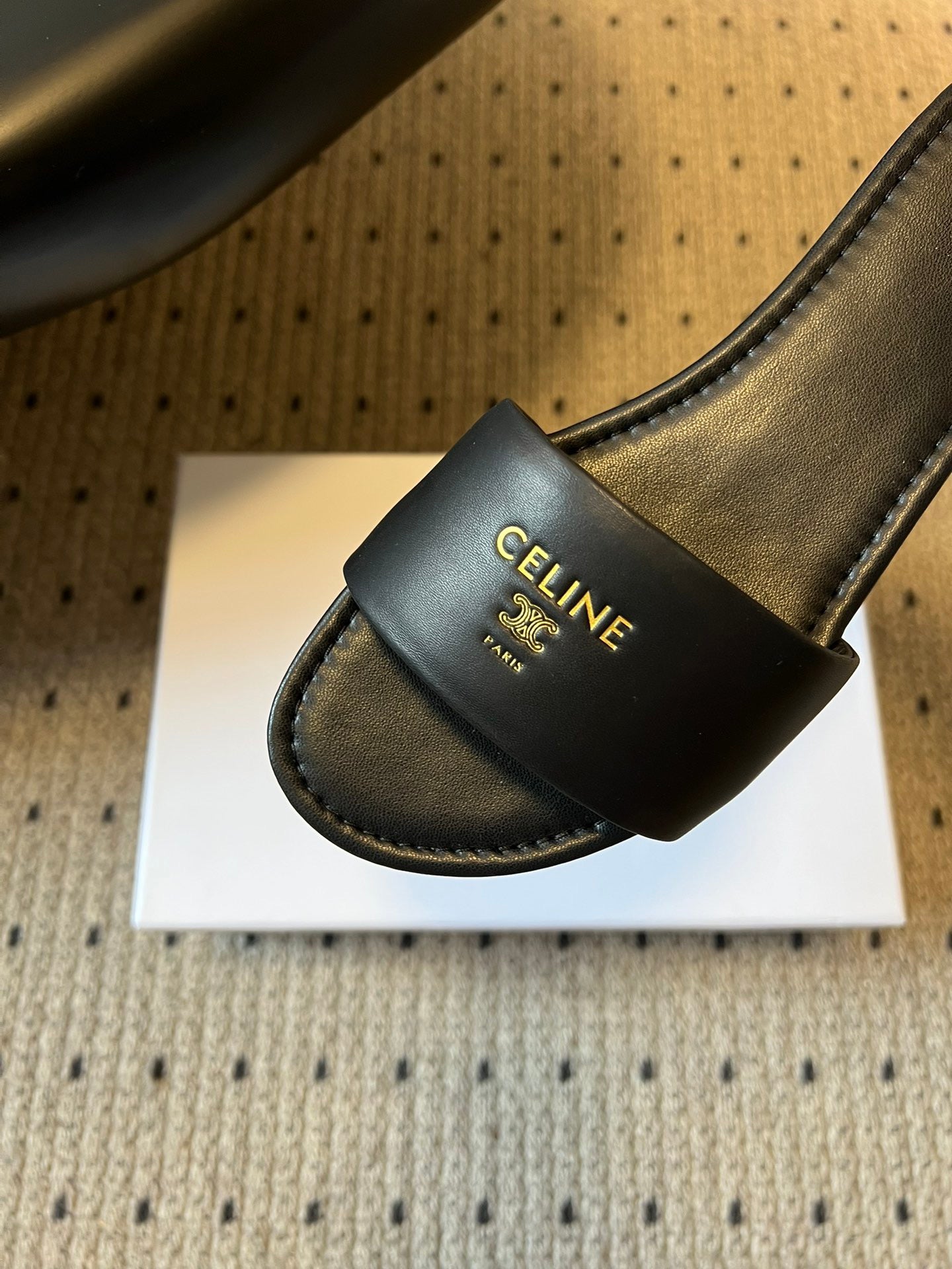 CEL SANDALS