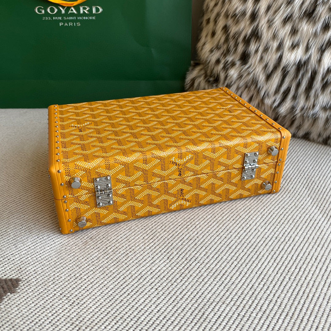 GOYA GRAND HOTEL TRUNK BAG