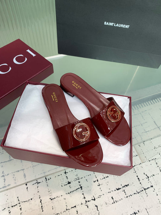 GG SANDALS