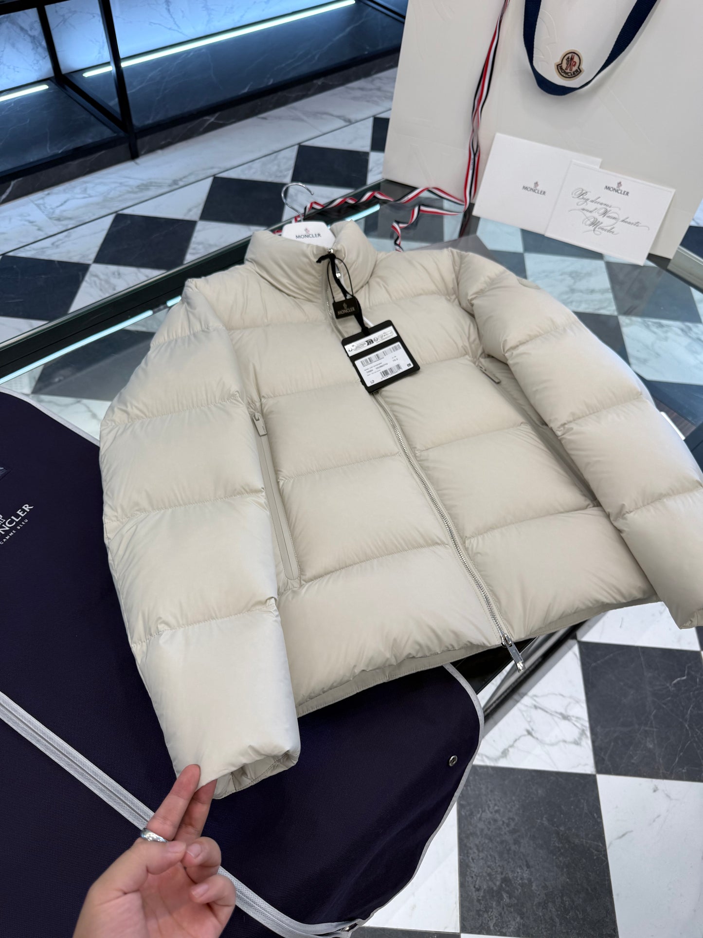MONC TARN JACKET