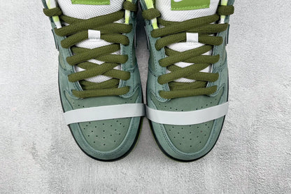 NIKE DUNK LOW GREEN LOBSTER