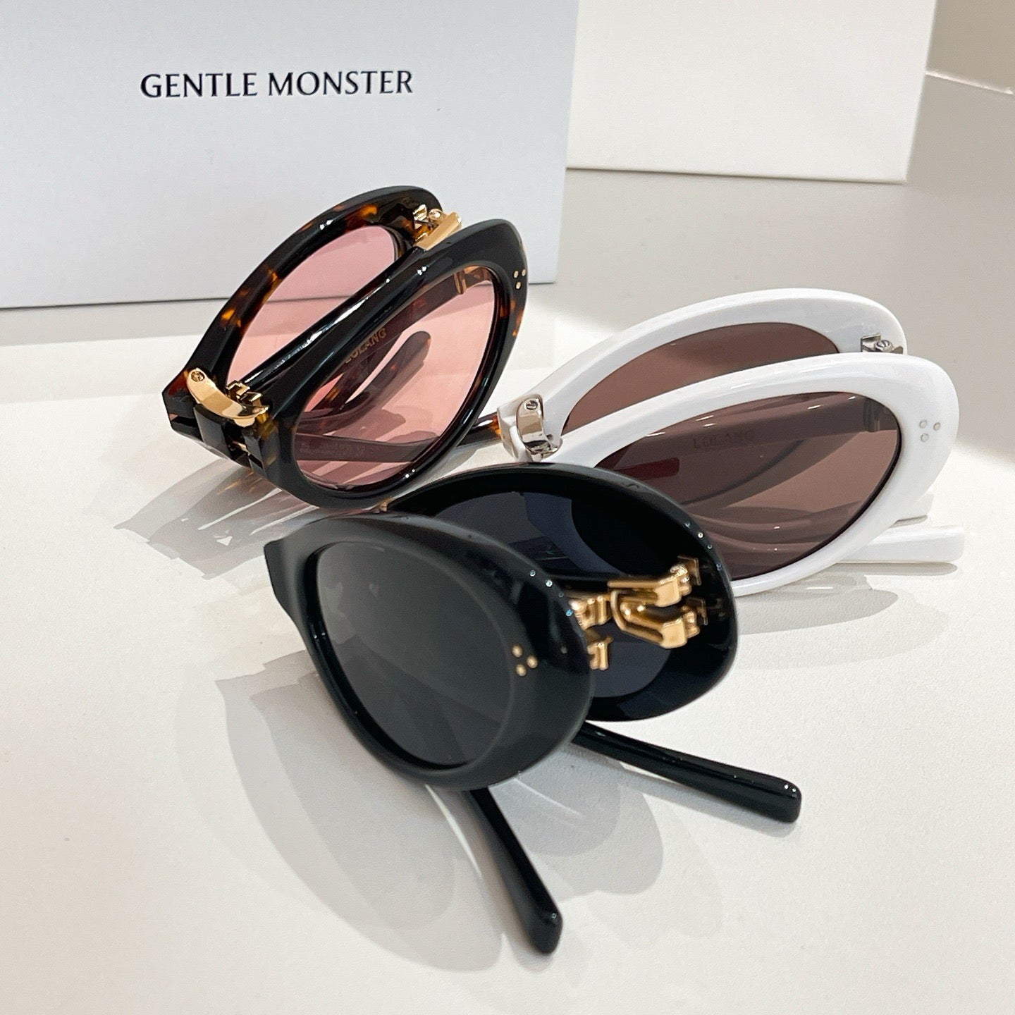 GENTLE M SUNGLASSES