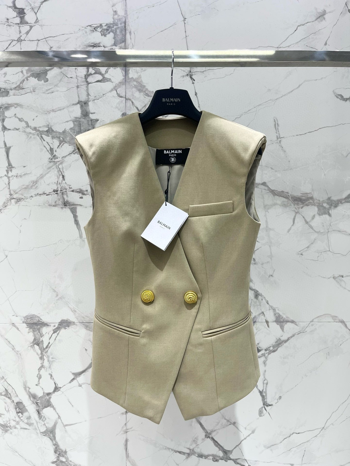 BALM VEST