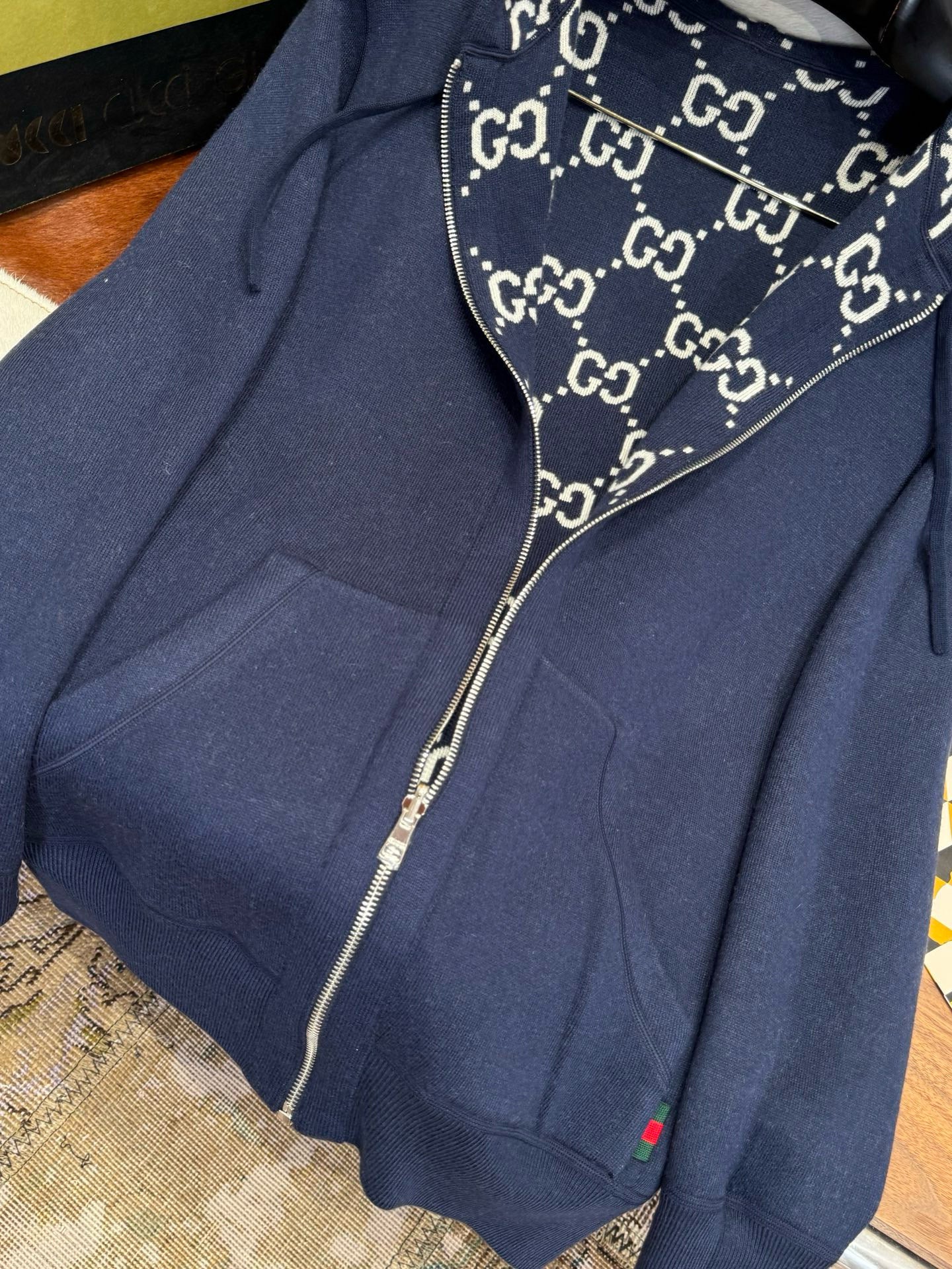 GG ZIP HOODIE