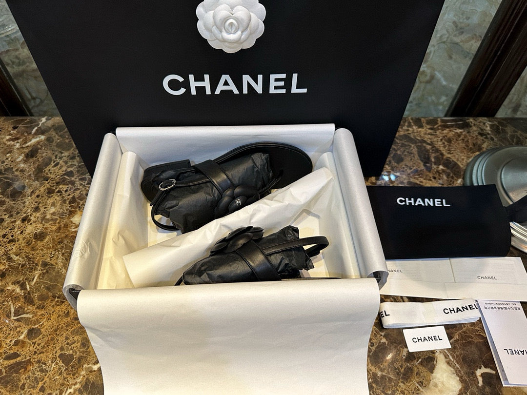 CC SANDALS