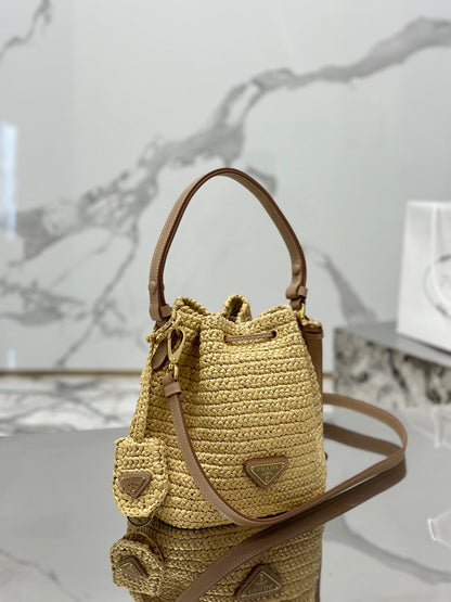 PD CROCHET MINI BUCKET BAG