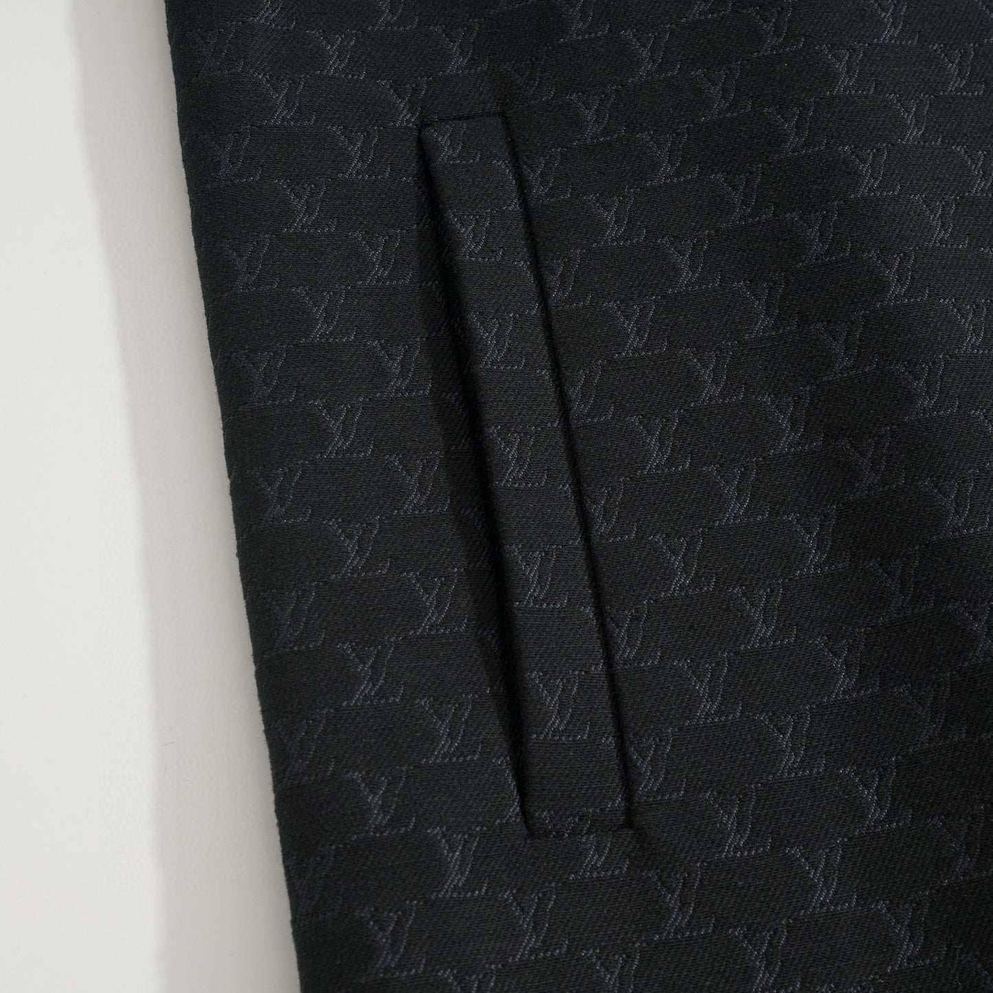 LOU JACKET