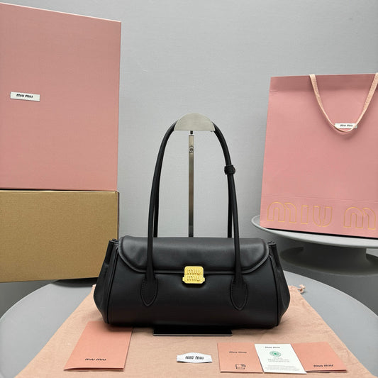 MIU M SHOULDER BAG