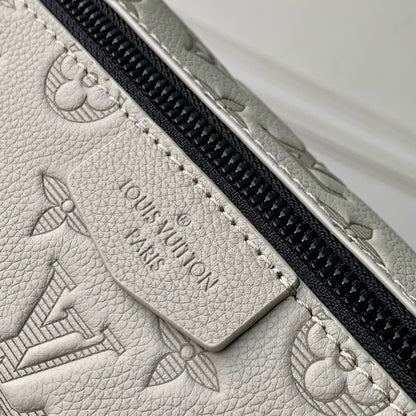 LOU PULSE MESSENGER BAG