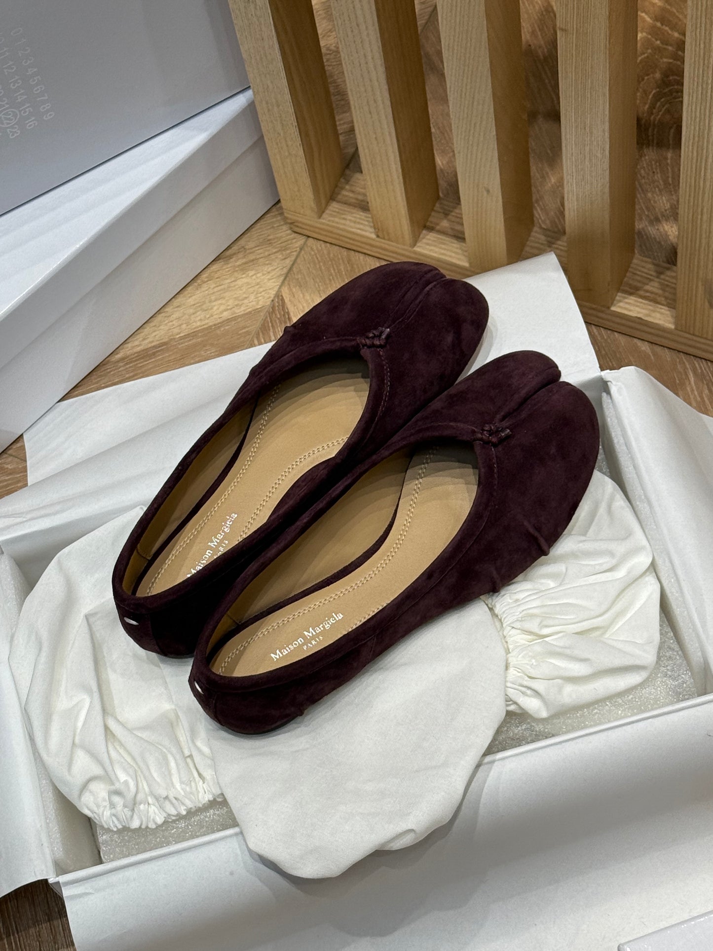 MAISON M TABI BALLET FLATS