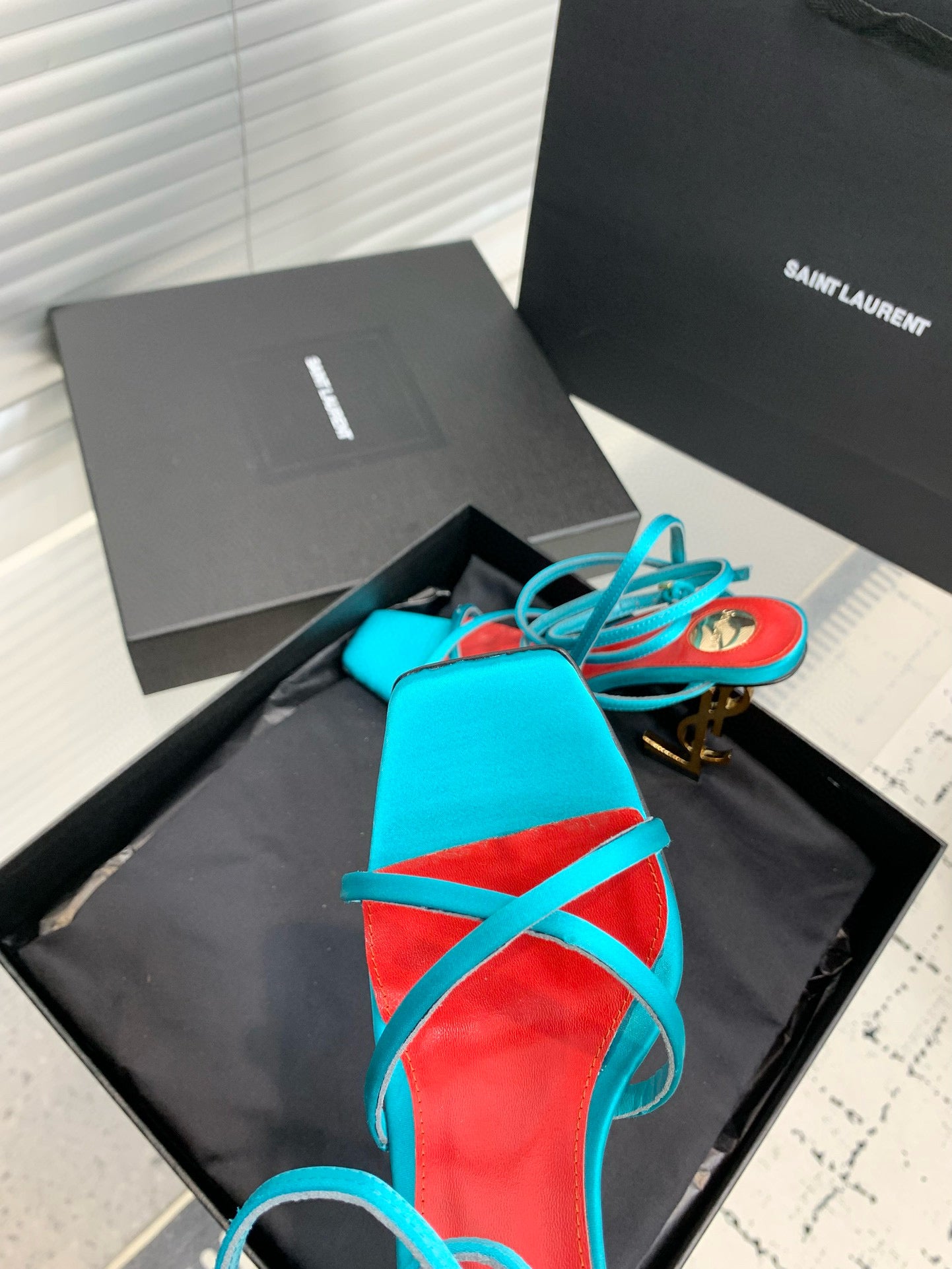 SL HEELS
