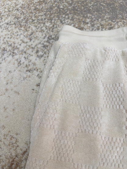 LOU SHORTS
