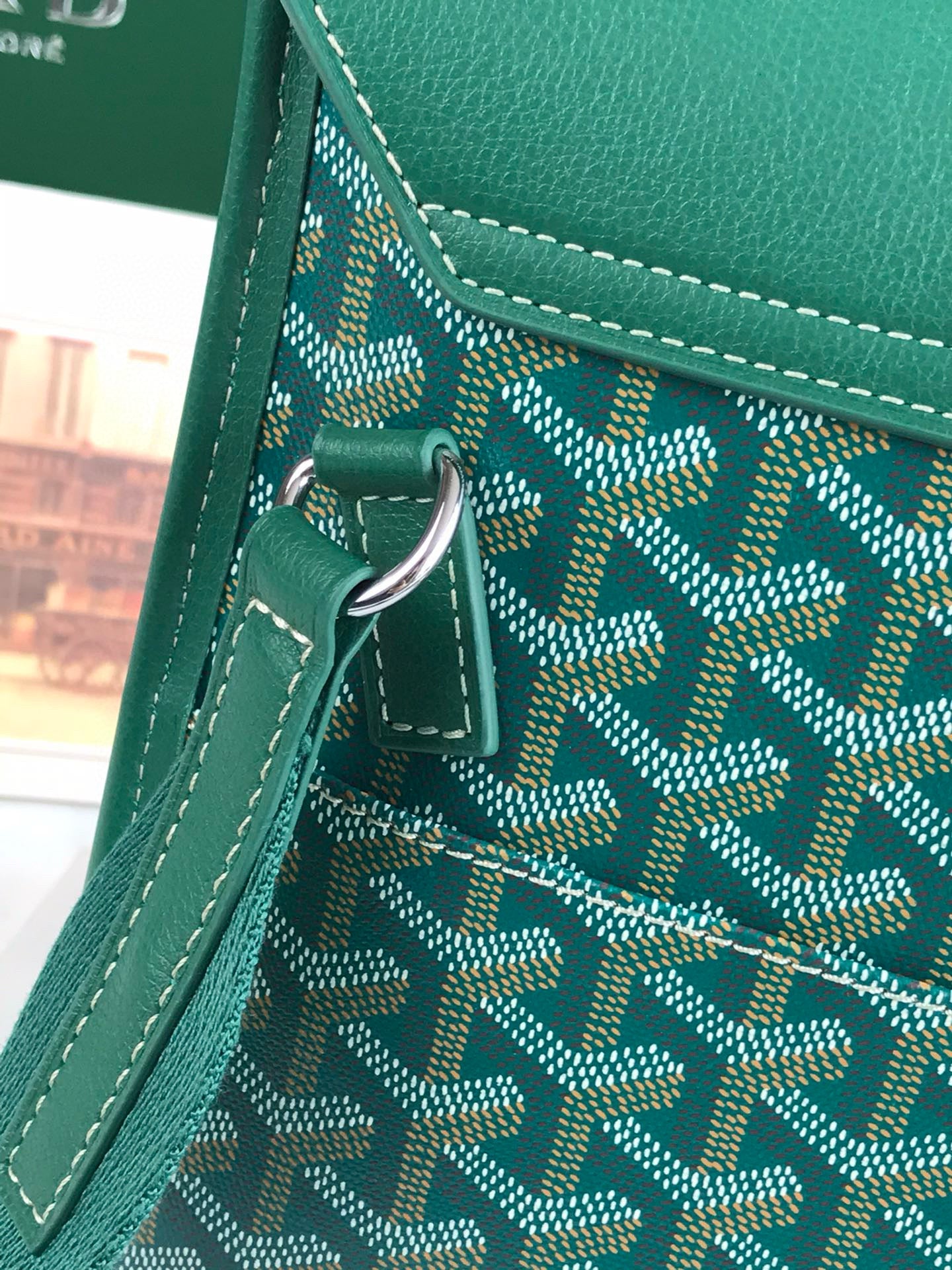 GOYA COURSIER MESSENGER BAG