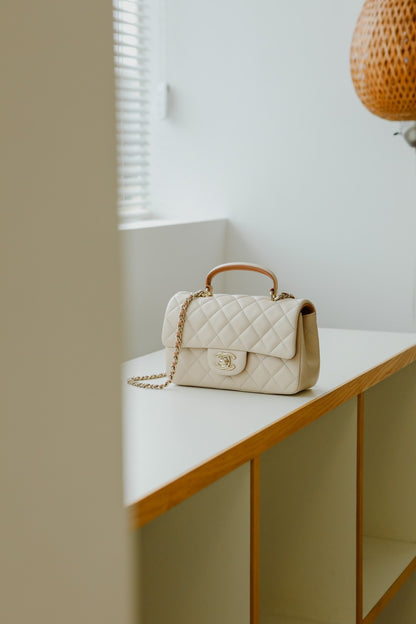 CC CLASSIC FLAP MINI BAG