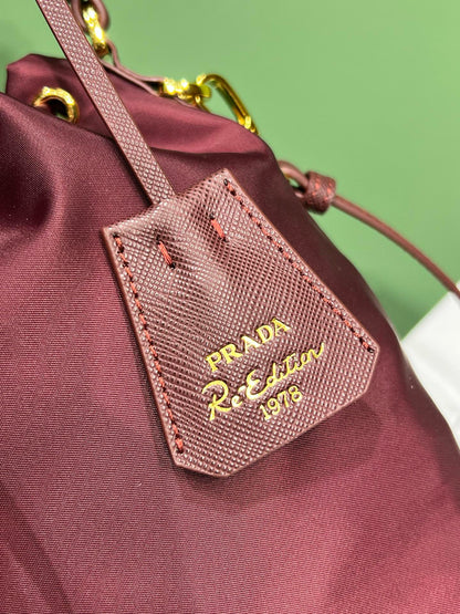 PD RE-EDITION 1978 BUCKET BAG