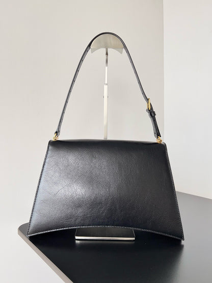 BAL MEDIUM CRUSH BAG