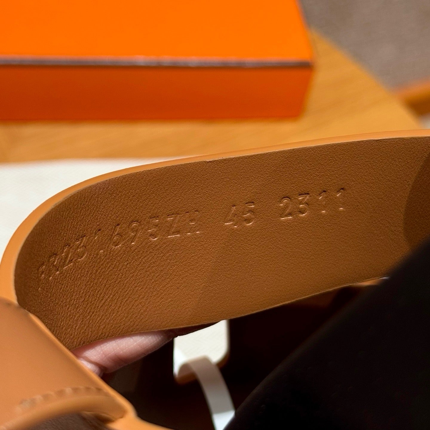 HERM GENIUS SANDALS