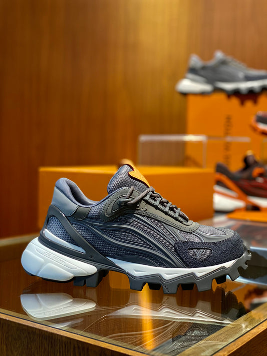 LOU SUMMIT SNEAKERS