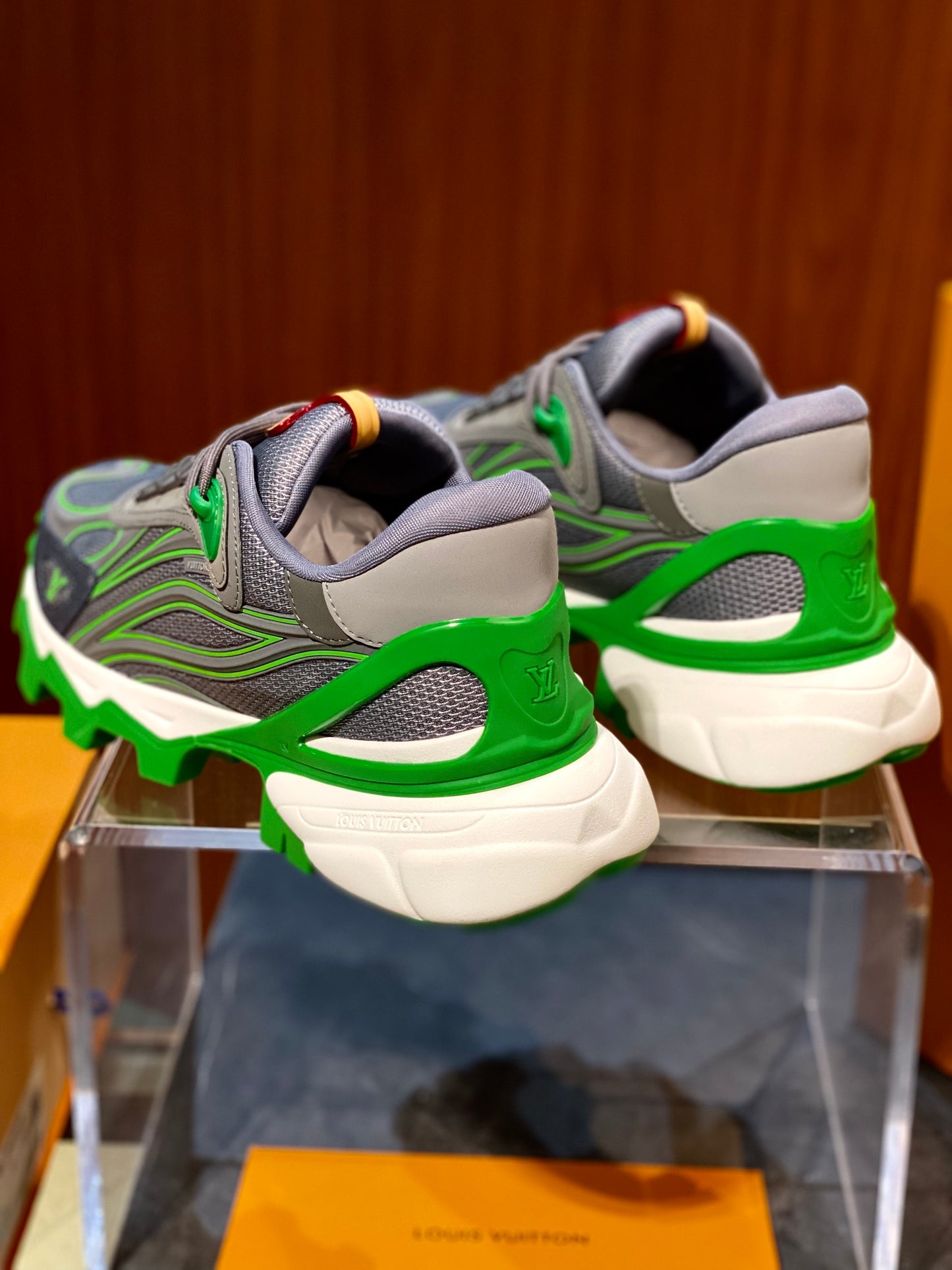 LOU SUMMIT SNEAKERS