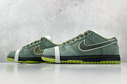 NIKE DUNK LOW GREEN LOBSTER