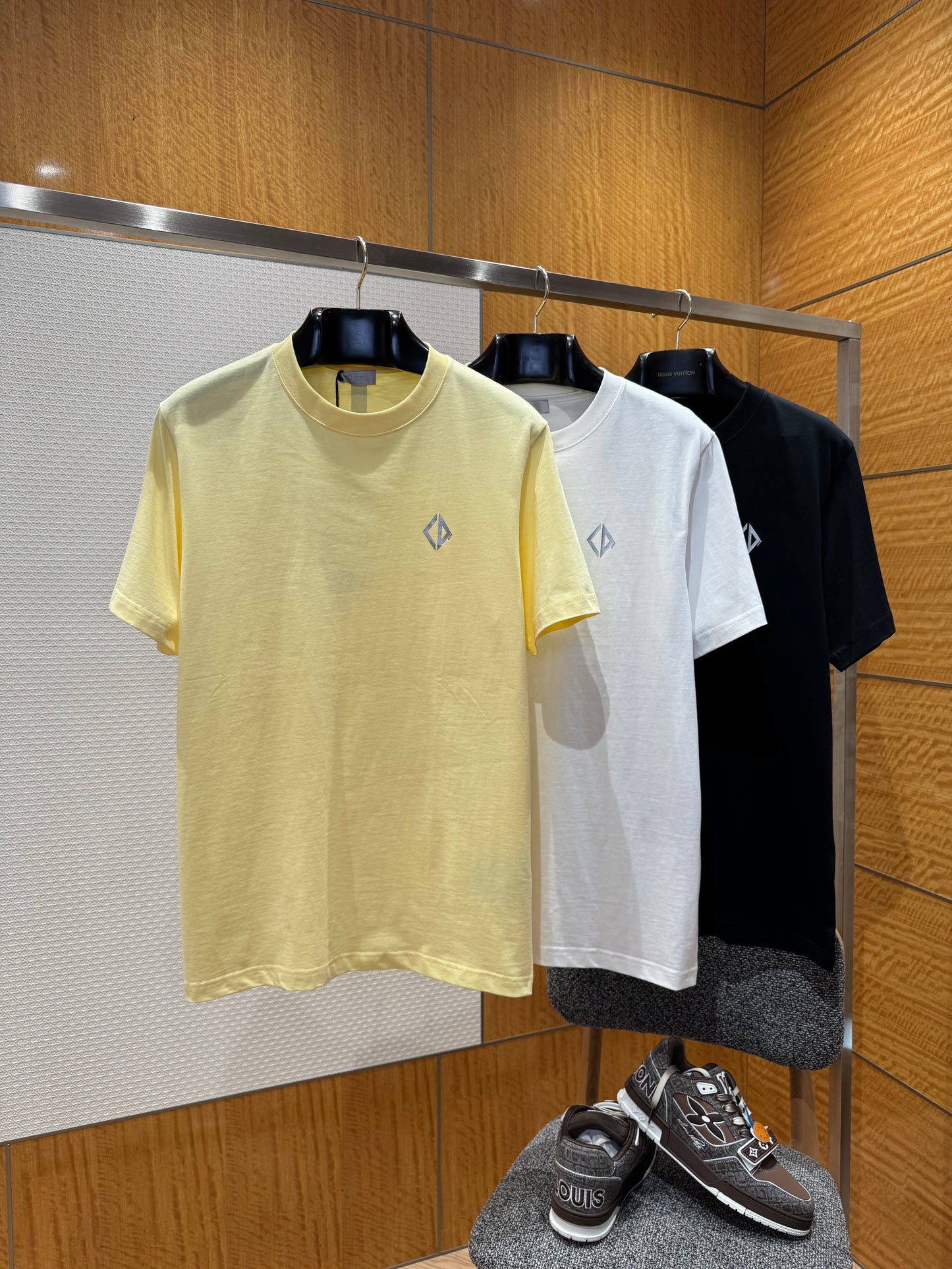 CD T-SHIRT