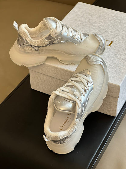 CD VIBE SNEAKERS