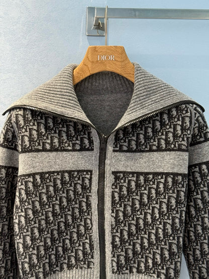 CD ZIP JUMPER
