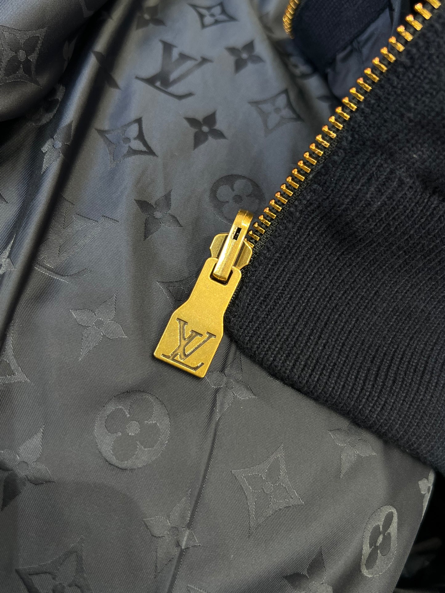 LOU DOUBLE SIDED JACKET