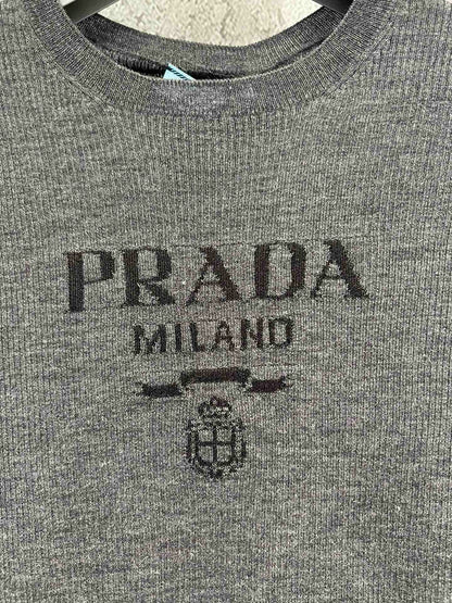 PD KNITTED TOP