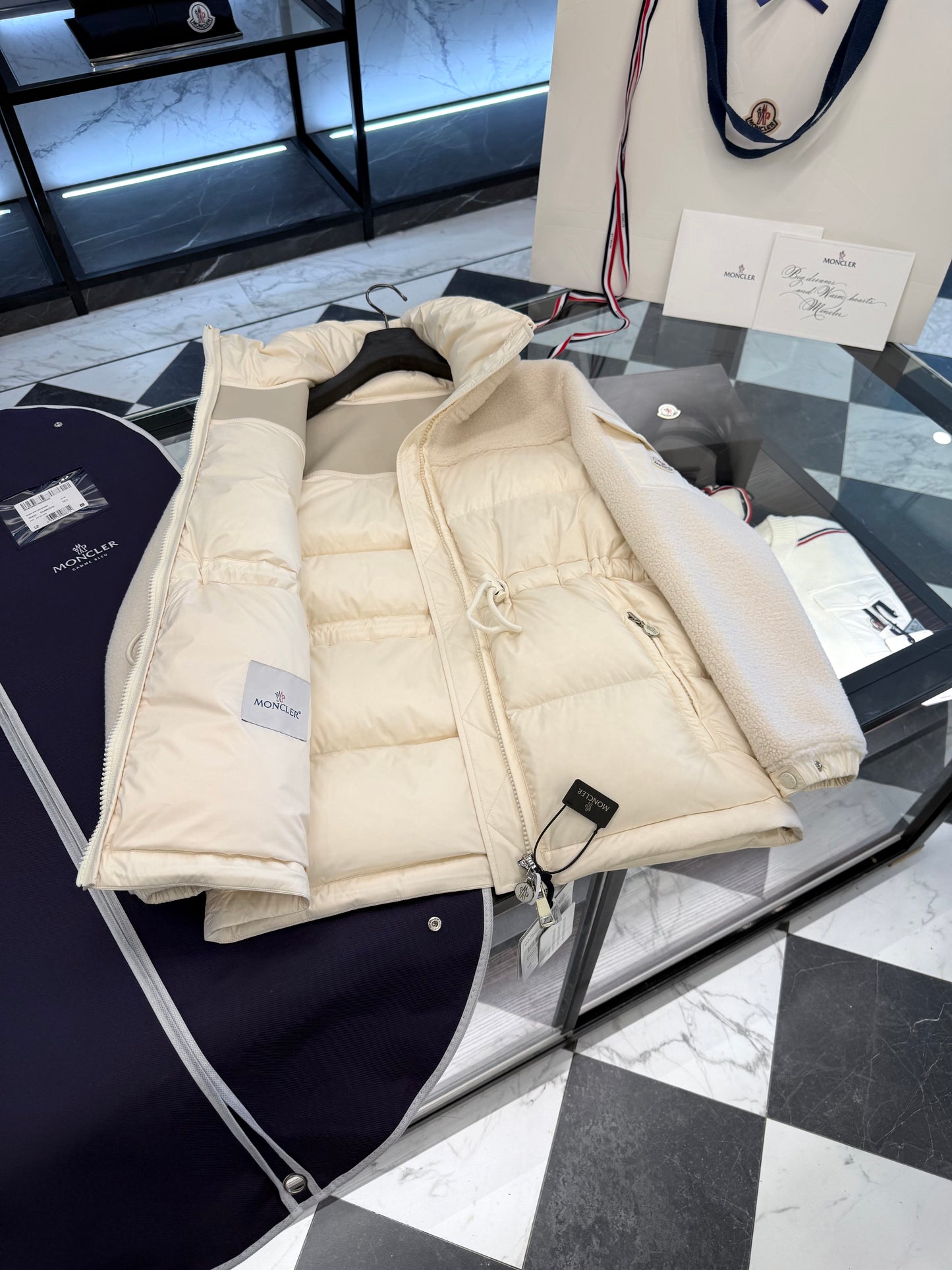 MONC ESCAUT JACKET