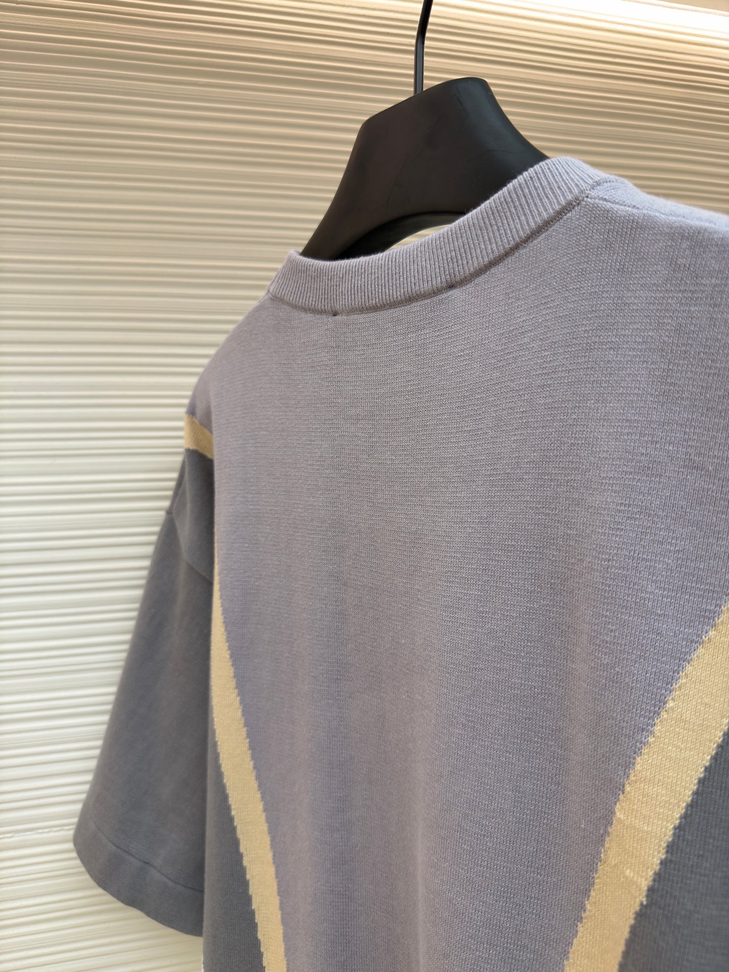 LOU T-SHIRT