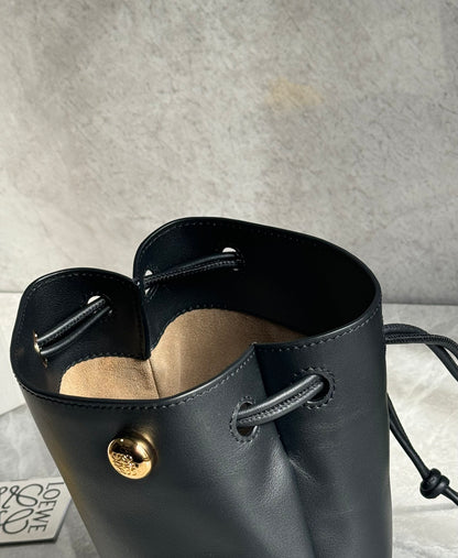 LOEW PEBBLE POUCH