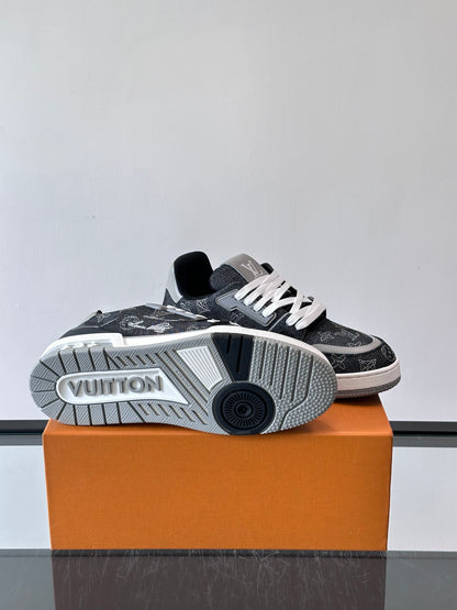LOU TRAINERS