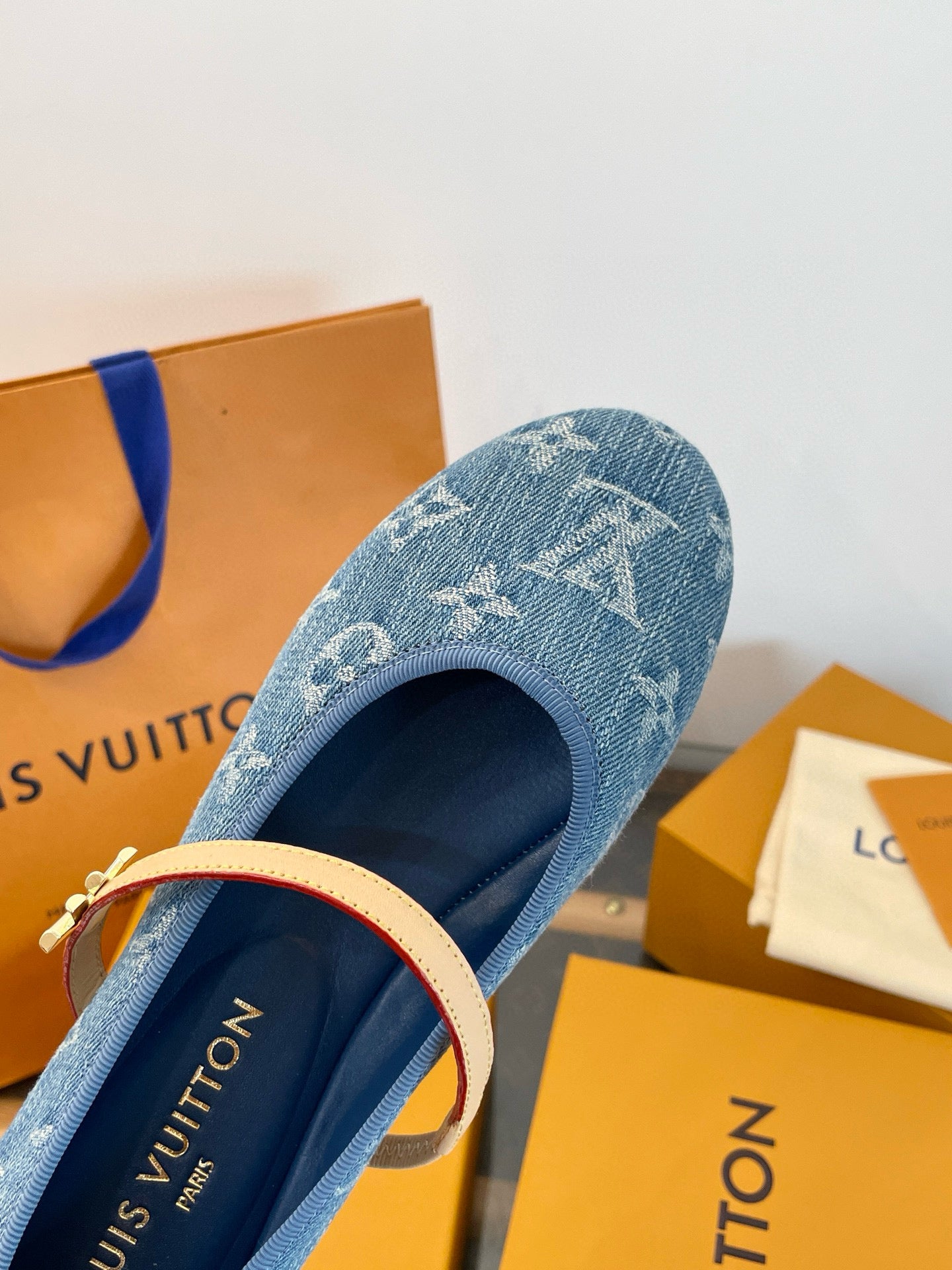 LOU ROMY BALLET FLATS