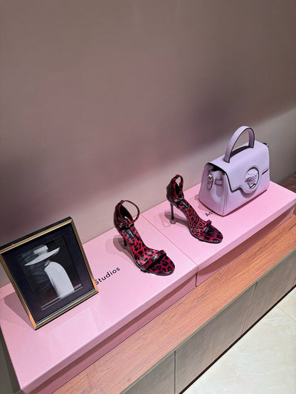 D&G HEELS