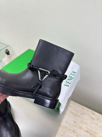 BOTT V JAMES BOOTS