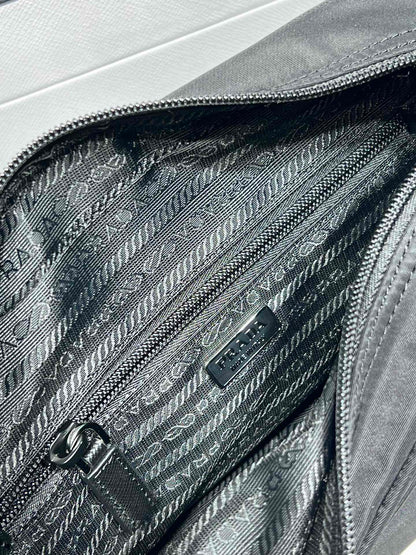 PD RE-NYLON SHOULDER BAG