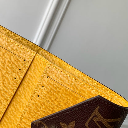 LOU VICTORINE WALLET